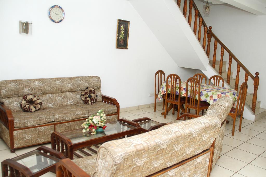 Gudsmith Home Negombo Exterior photo